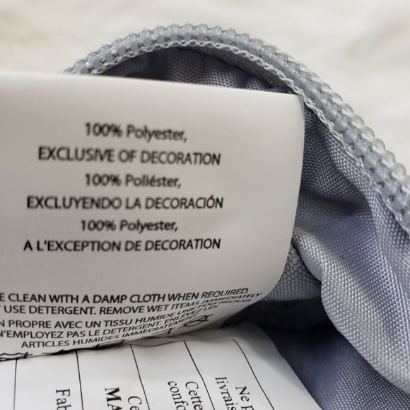 Champion NWOT Large Embroidered logo front waist fanny pack - Picture 10 of 13